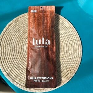 Lula hair extensions NEW Never opened! White Blonde (60B) M04 60B